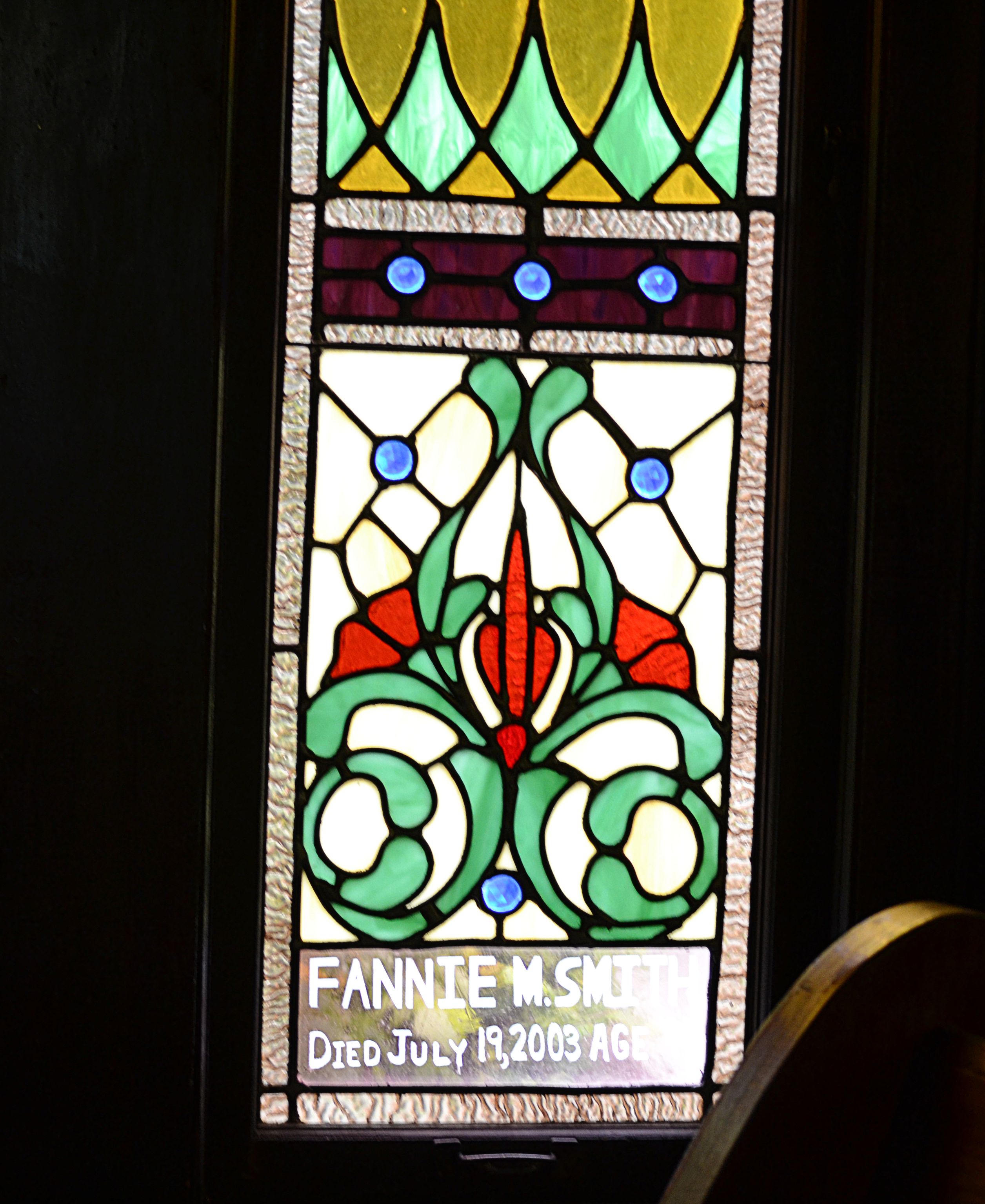 Geometric Dedication: Malcomb A Smith, and Fannie M. Smith — view 3